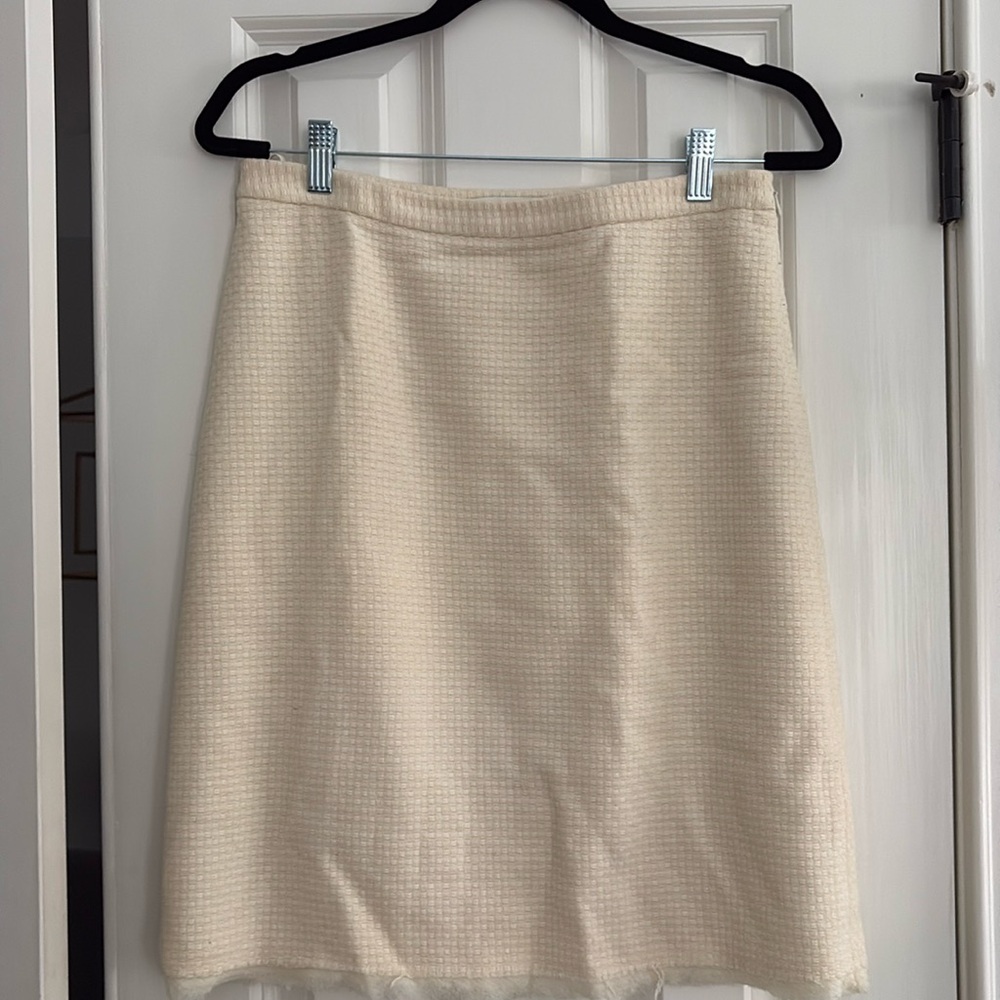 Banana Republic tweed winter white skirt